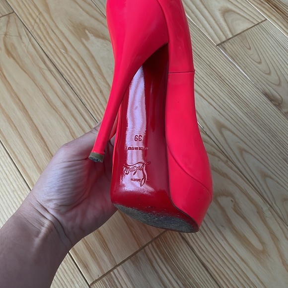 Christian Louboutin Pink Neon heels - Picture 4 of 4